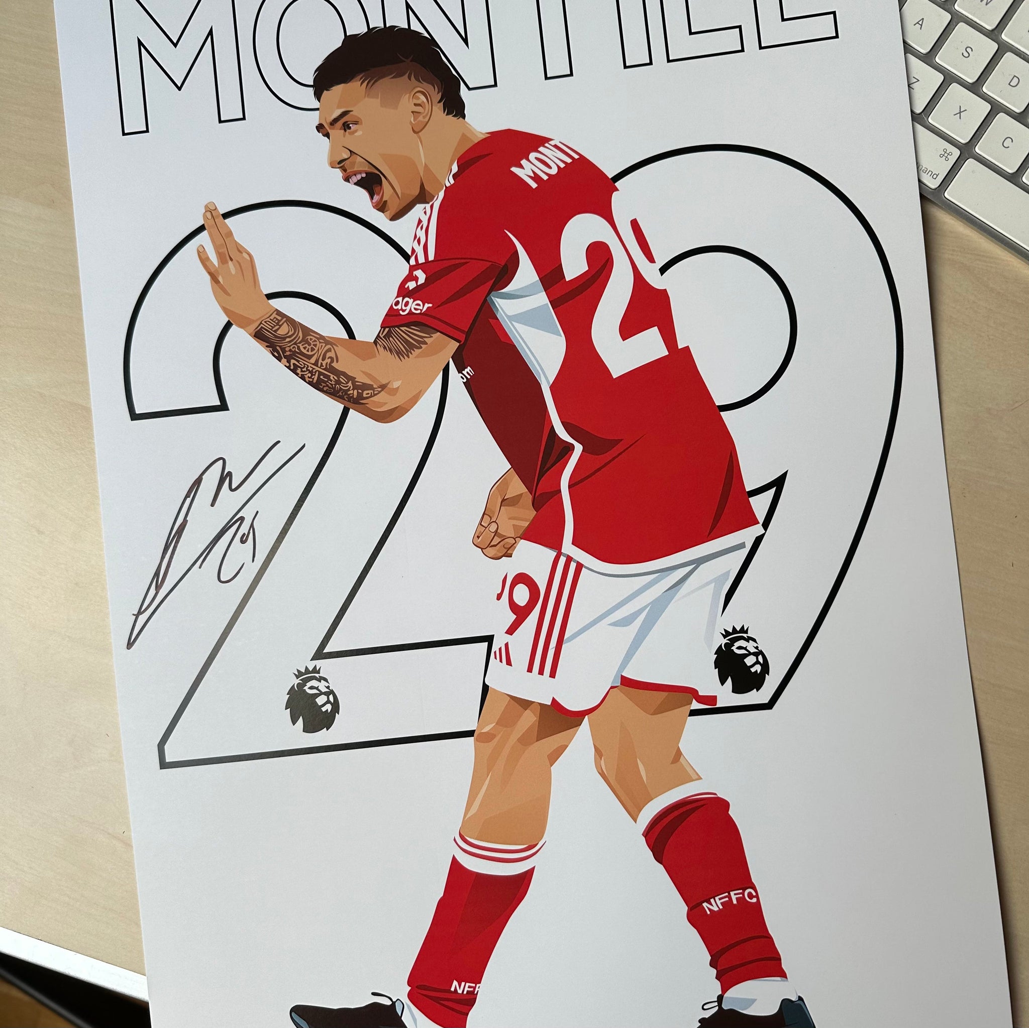 Gonzalo Montiel Nottingham Forest right back 29 signed A3 print Argentina